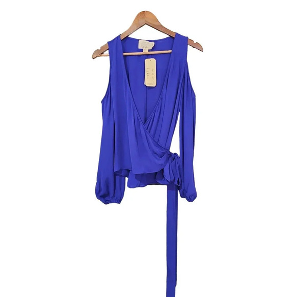 Artelier Nicole Miller Cold Shoulder Silk Wrap Blouse Blue Size S NWT - Picture 2 of 9